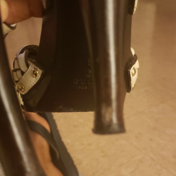 Gucci Sandals - Picture 4 of 6